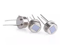 【問(wèn)答】紅外人體感應(yīng)探頭三腳，四腳和六腳的有什么區(qū)別？